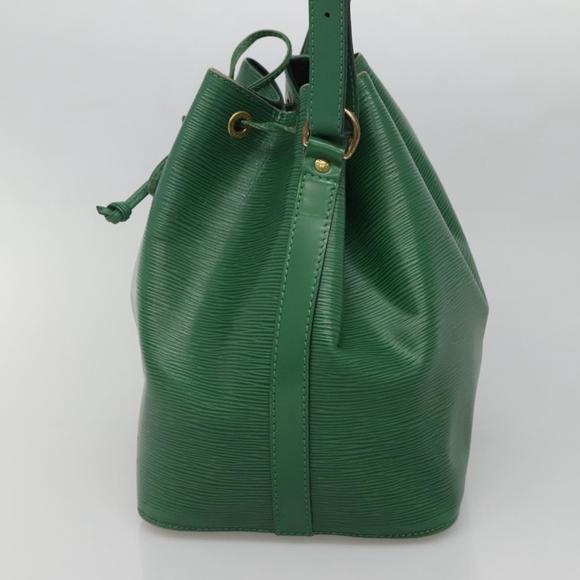LOUIS VUITTON Epi Petit Noe Shoulder Bag Green M44104 LV Auth 134513 - Picture 4 of 16